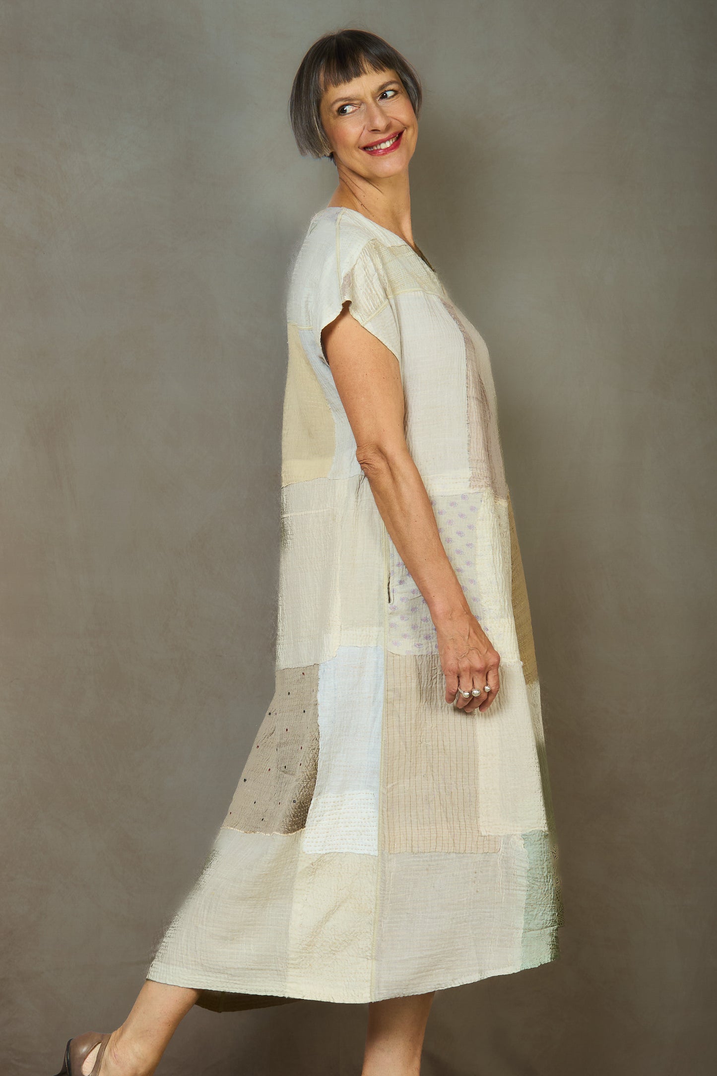MOSAIC FRAY PATCH KANTHA V-NECK FRENCH SLV. DRESS - zb2467-ivy -