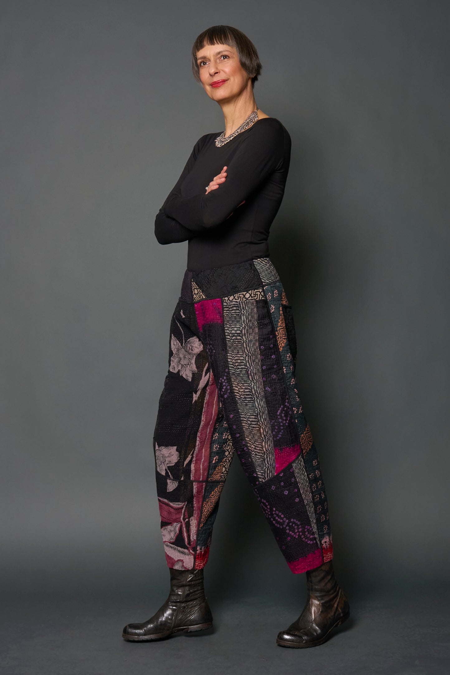 JACQUARD SILK KANTHA PANELED LANTERN PANTS - js4675-blk -