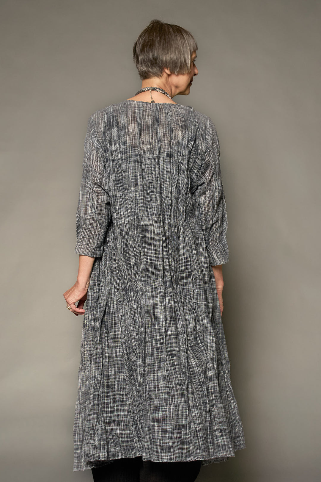 WOVEN TWO TONE COTTON WAVY TUCK TUCK CROPPED SLV. DRESS - wt1434-blk -