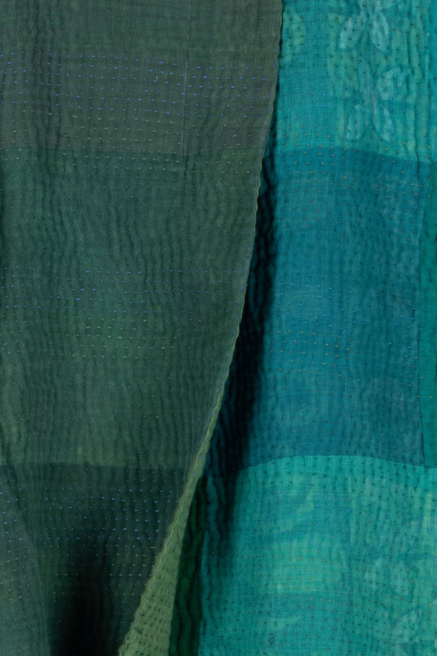 OMBRE PATCHED KANTHA BELL SHAPE LONG VEST - op4225-grn -