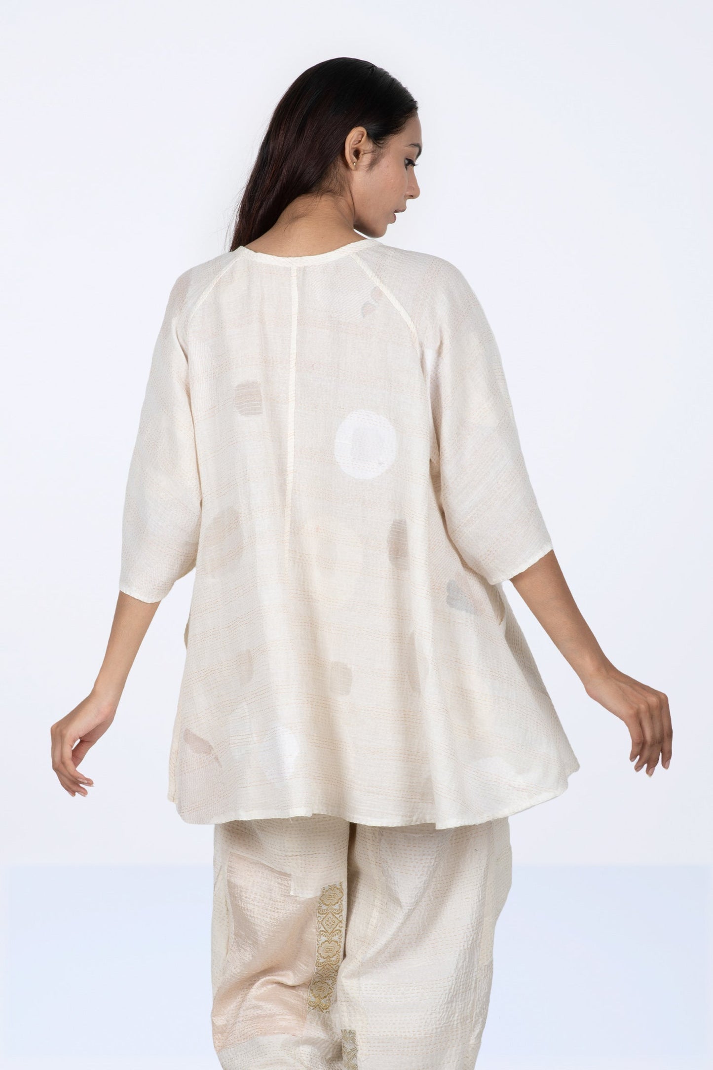 CUT THROUGH DOT AND HOLES KANTHA PUFF SLV. FLARE TOP - cd2543-ivy -