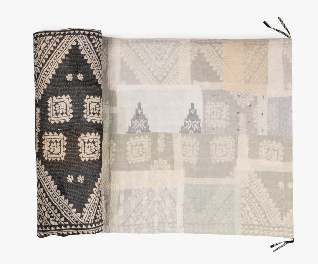 Mosaic Fray Handmade Vintage Kantha Day Bed Mattress Cover - Hydrangea