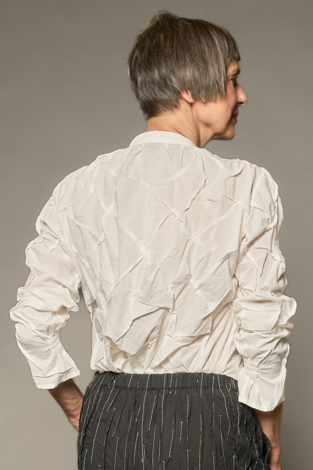 POLISHED COTTON WAVY CROPPED BAND COLLAR SHRT-NON DYED - wl1t109-wht -