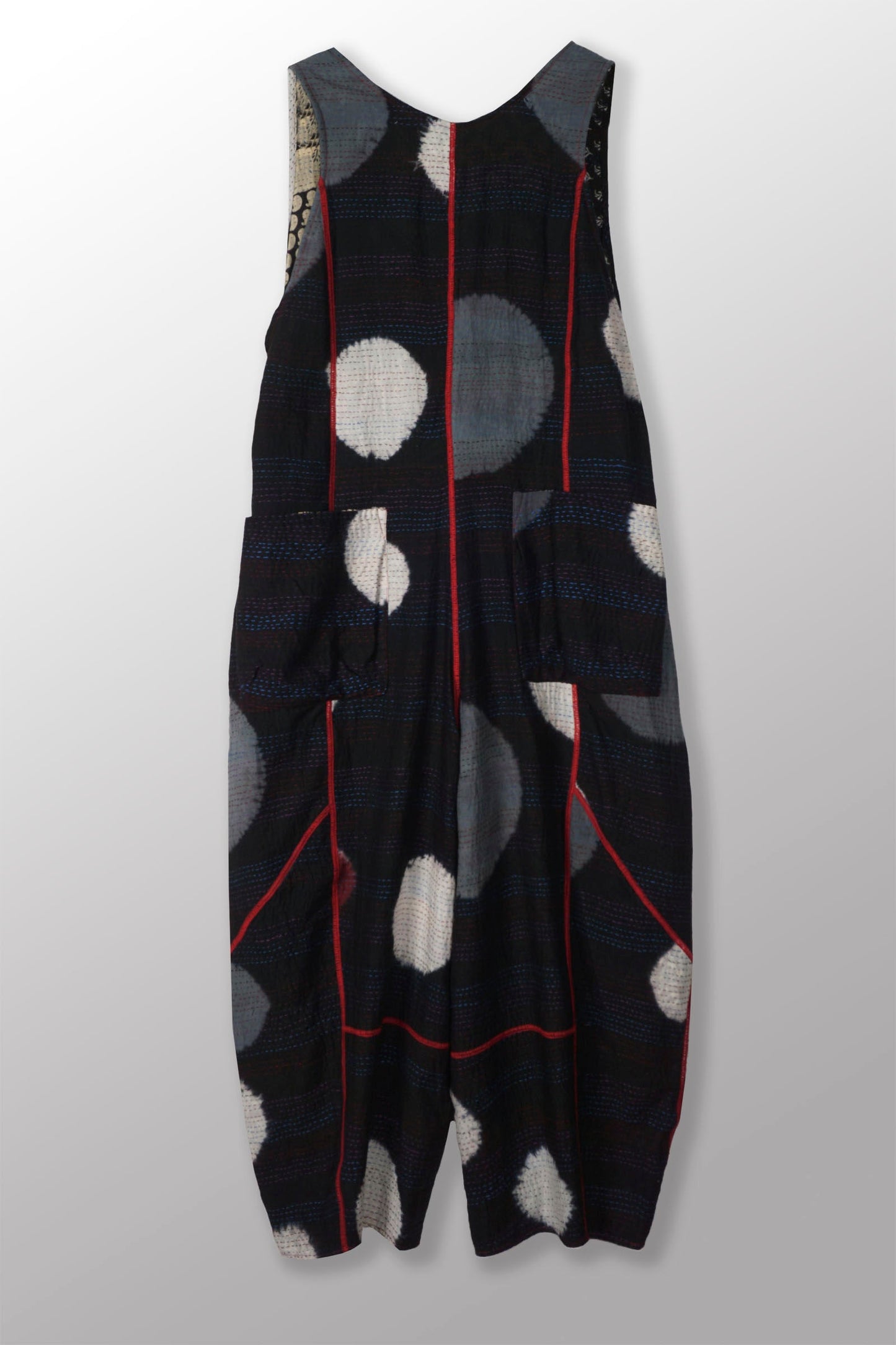 PATCH & CIRCLE PRINT KANTHA V-NECK JUMPER - pc2622-blk -