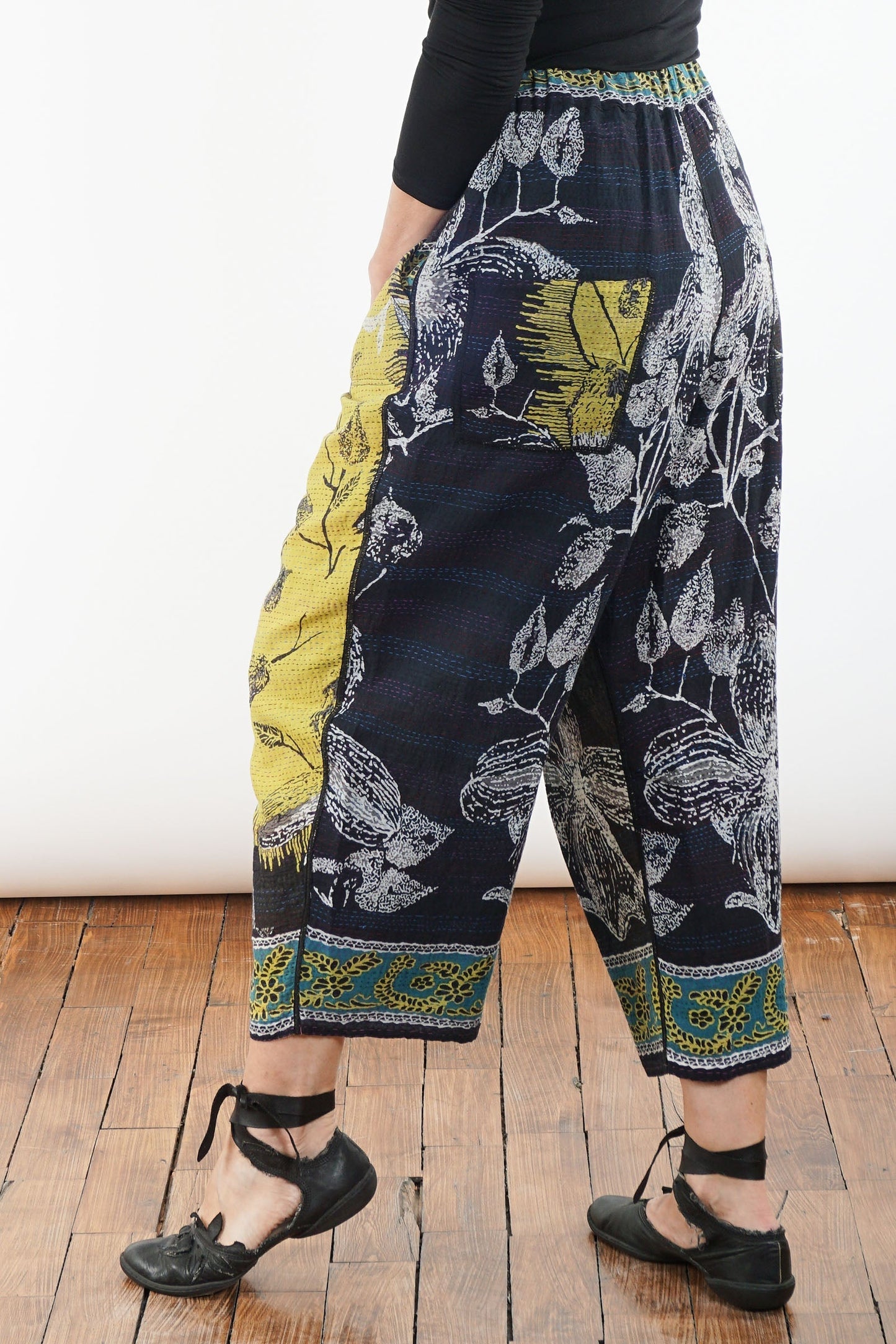 ORGANIC LEAVES KANTHA BAGGY PANTS - ol2642-blk -