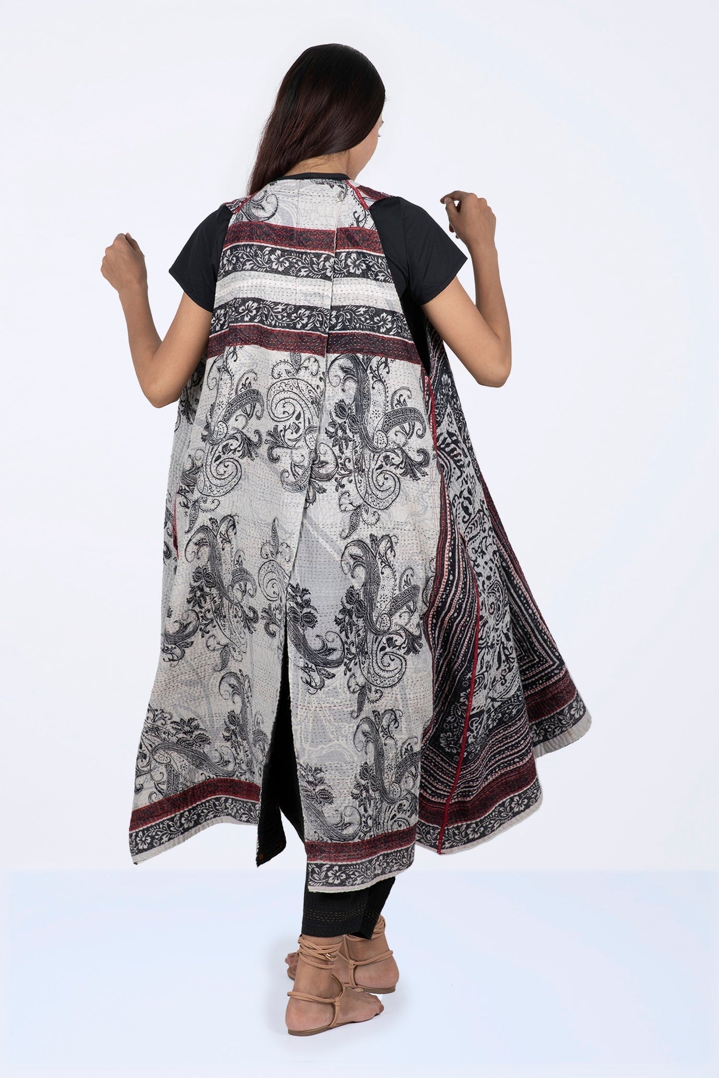 PAISLEY & PATCH KANTHA BACK PLEATED VEST MAXI - py4222-wht -