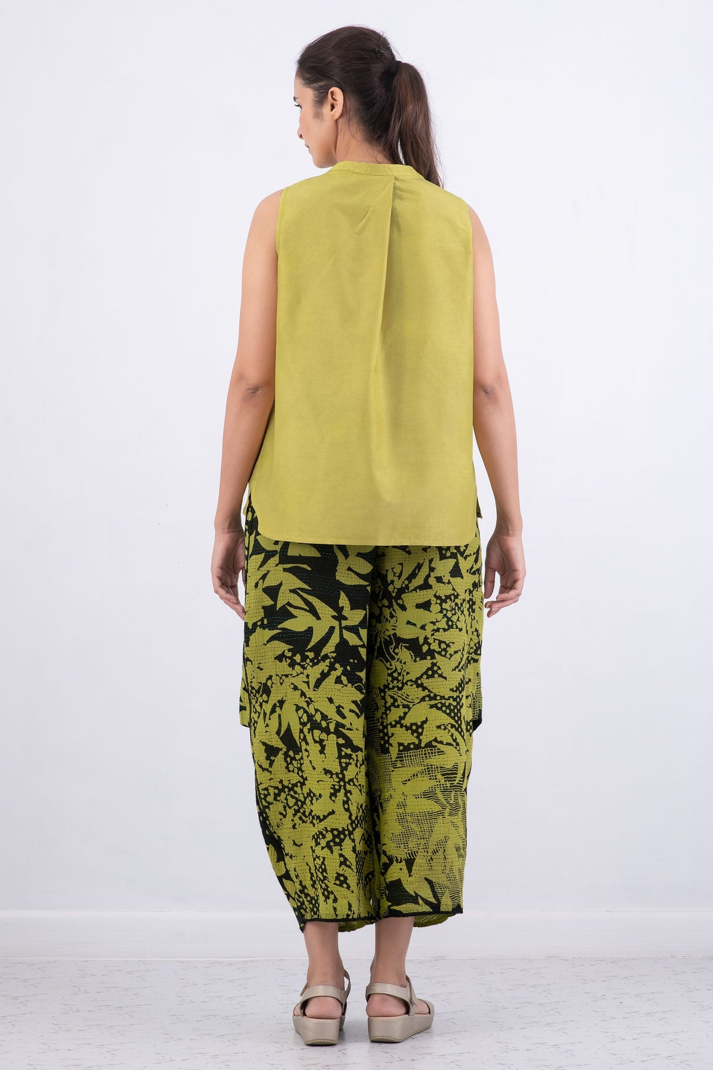 DYED COTTON SILK HEAVY VOILE WAVY BAND COLLAR SHELL TOP - dh1556-cha -