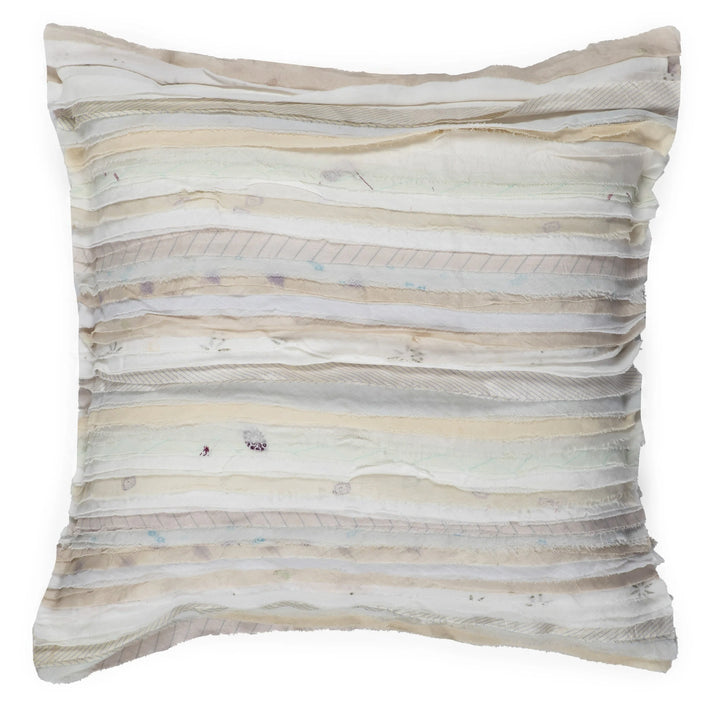 Wavy Stripe White cushion