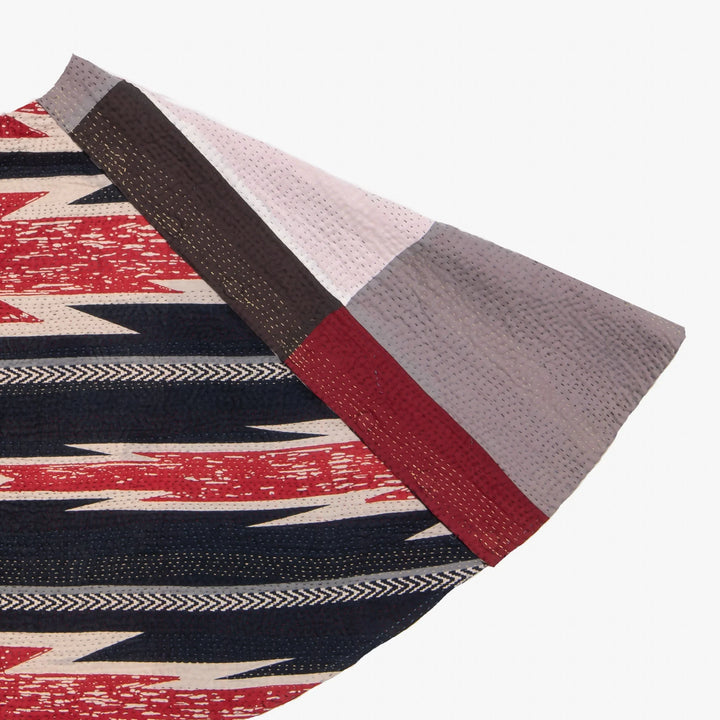 Monotone Ikat Handmade Vintage Kantha Tree Skirt - Red