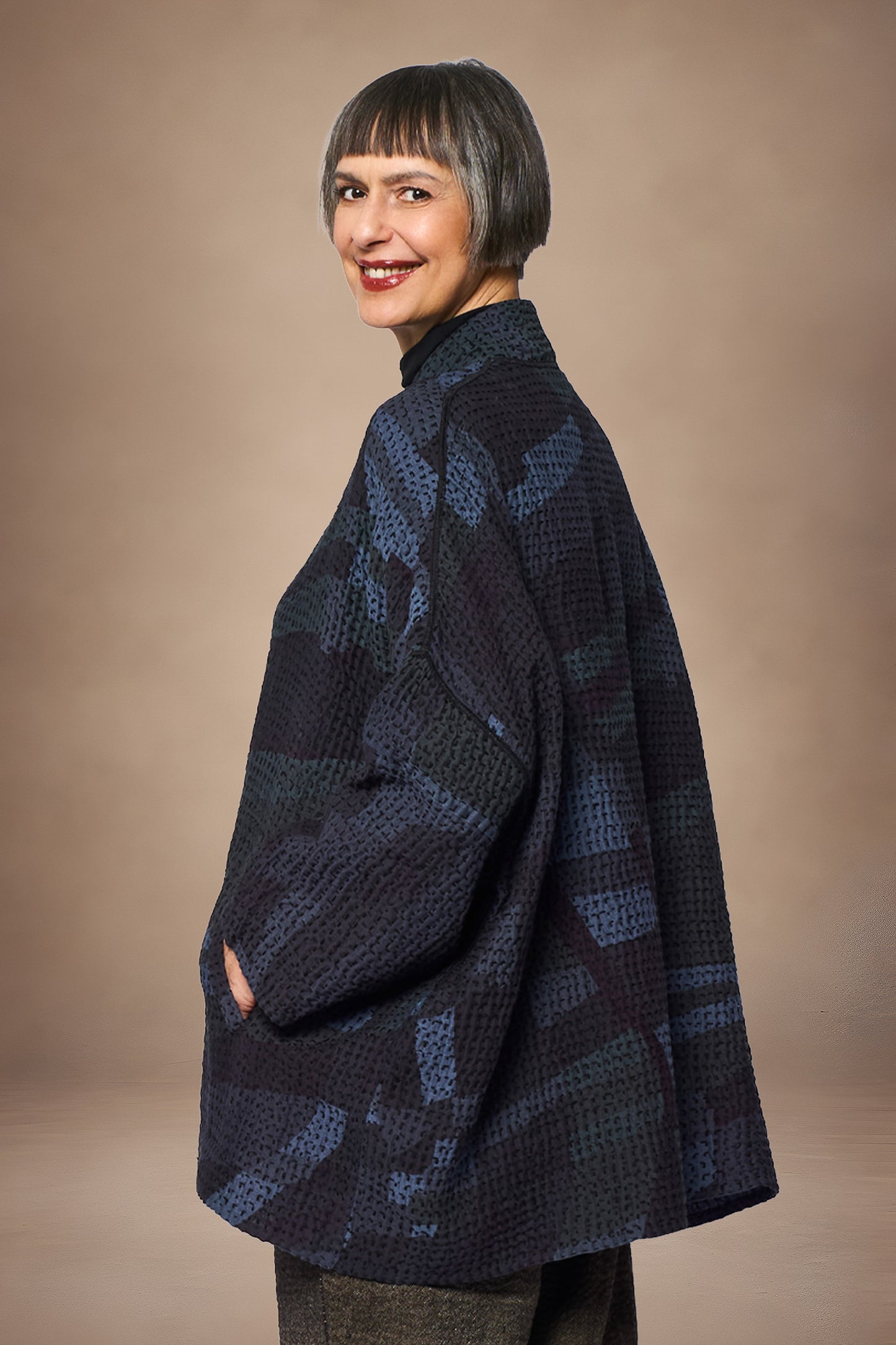 ABSTRACT WAFFLE KANTHA KIMONO WRAP SHORT - bw3358-nvy -