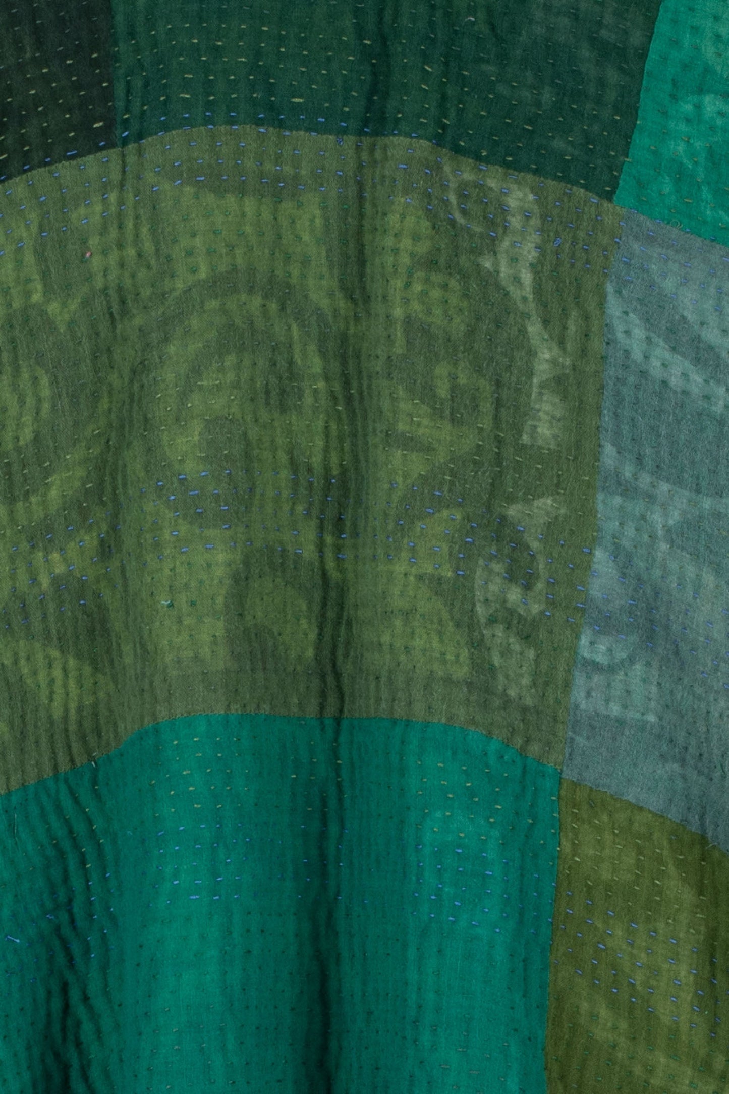 OMBRE PATCHED KANTHA BELL SHAPE LONG VEST - op4225-grn -