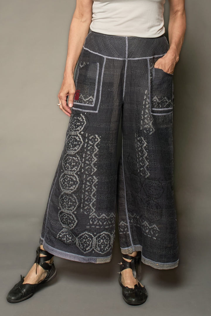 MOSAIC FRAY PATCH KANTHA MID RISE WIDE LEG PANTS - zb2665-gry -