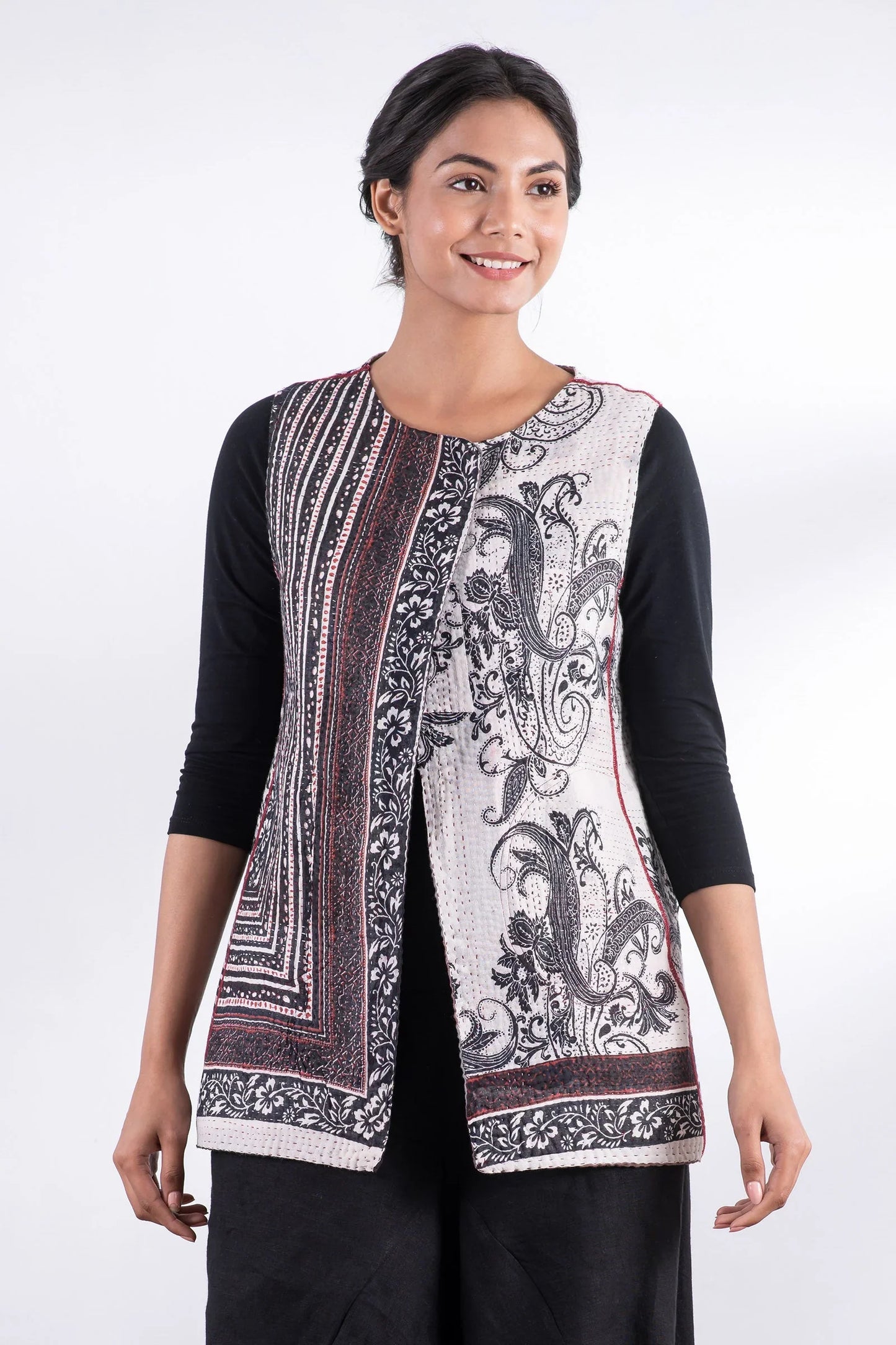 PAISLEY & PATCH KANTHA CREW NECK FITTED VEST MEDIUM - py4233-wht -