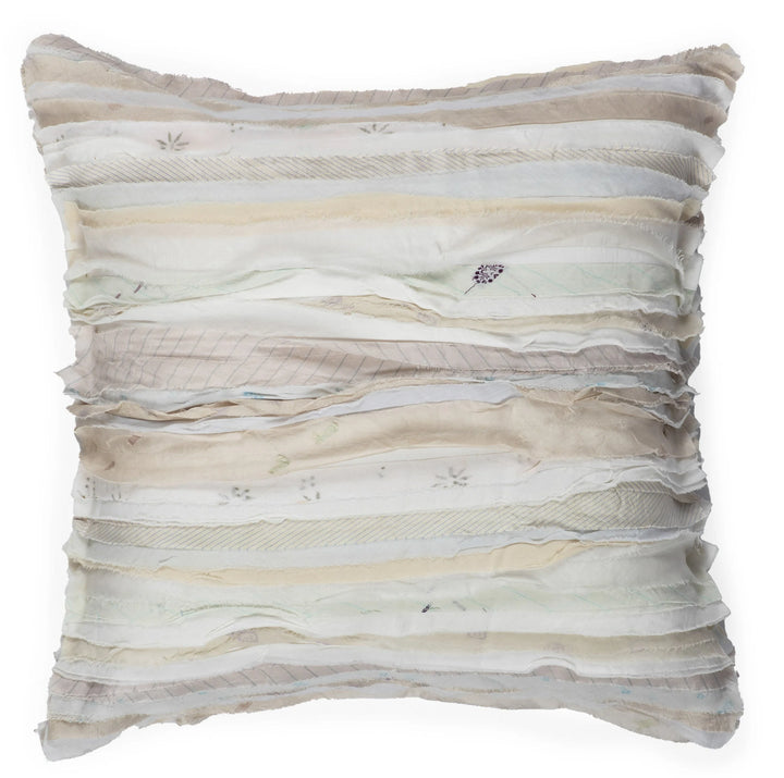 Wavy Stripe White cushion