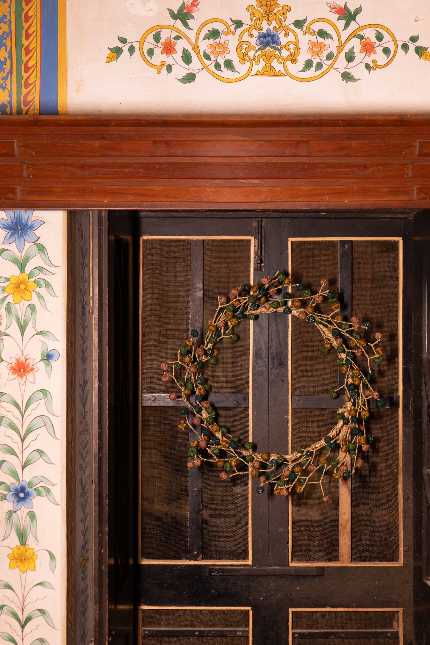 GreenLake Kantha Wreath (metallic kantha )