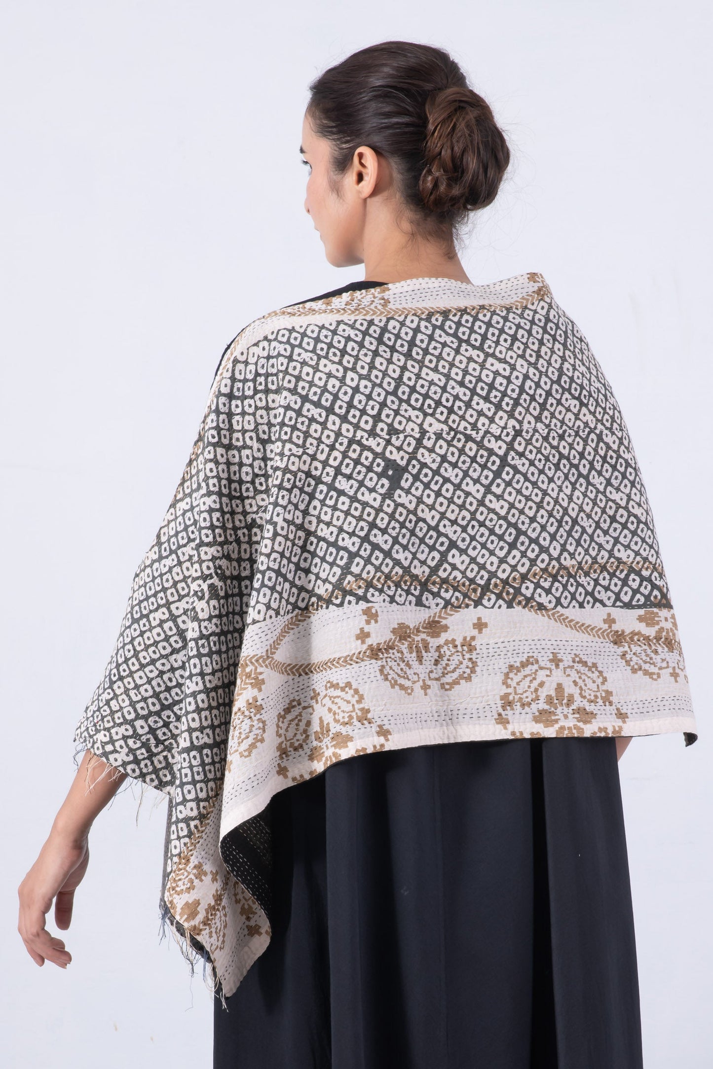 KIMONO COTTON KANTHA WIDE CAPE - kc2813-gry -