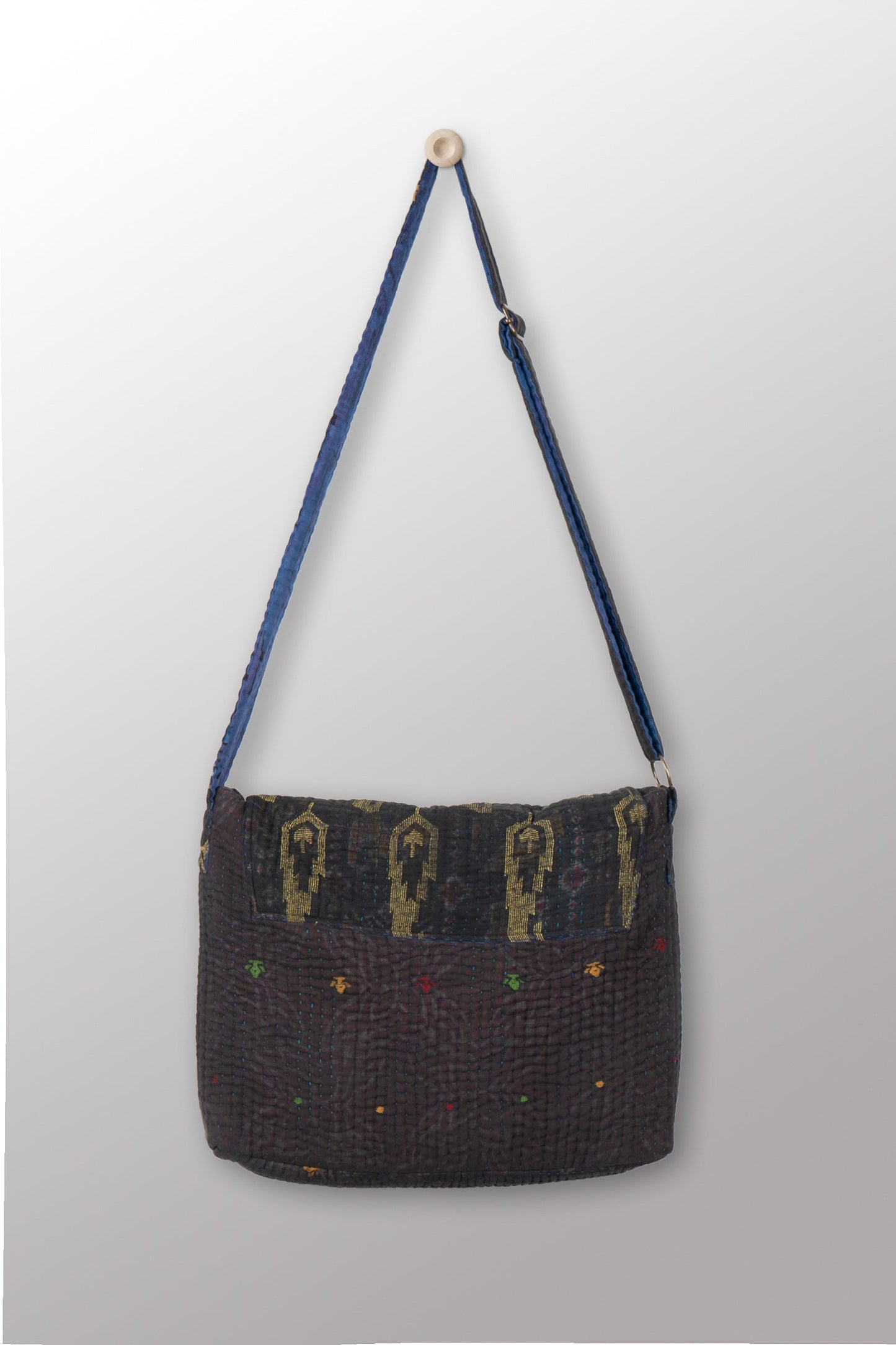 Quilted Over Dye Cotton Kantha Pc Messenger Bag - mm-oq5863-cblu003a -