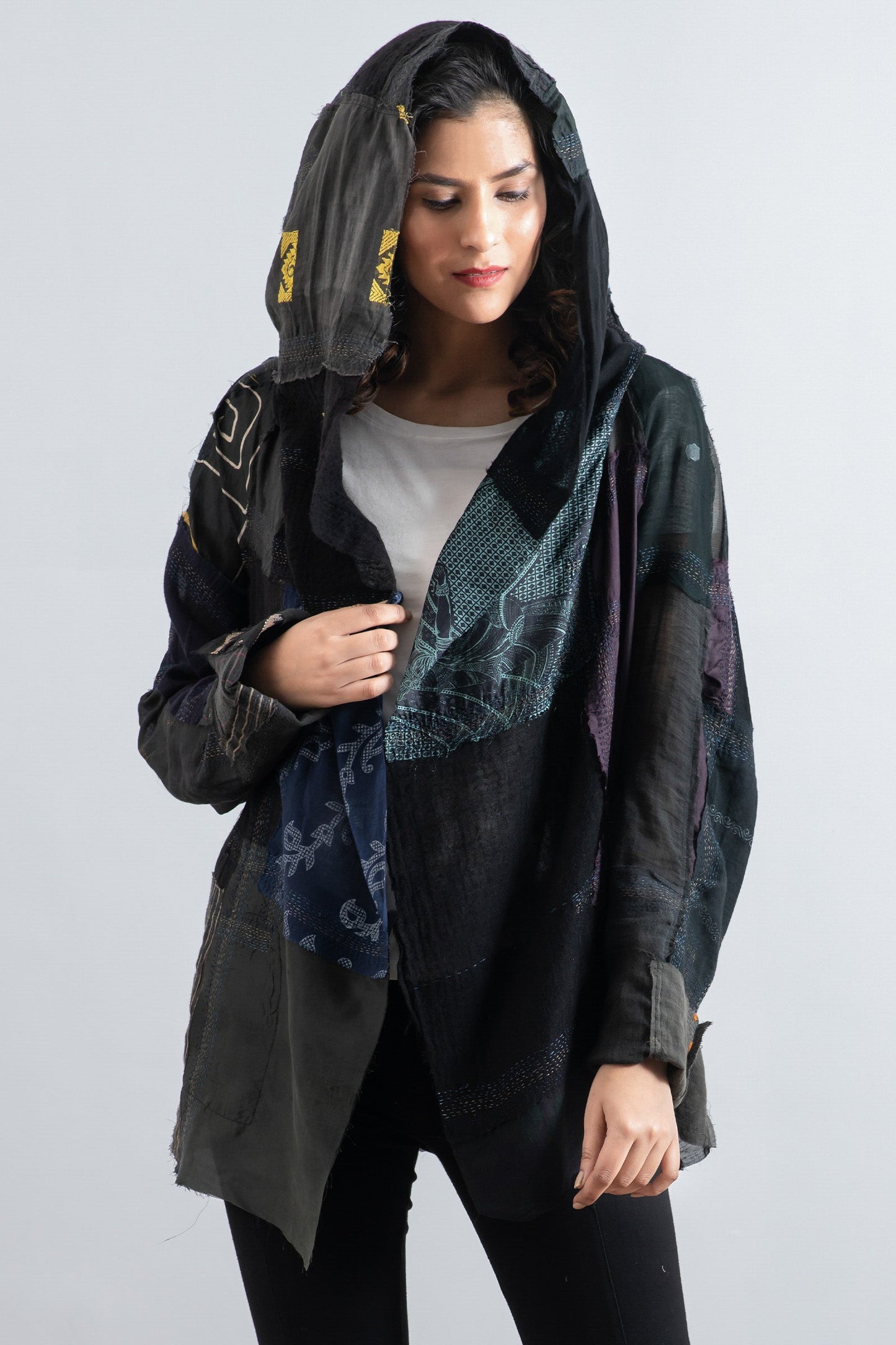 MOSAIC TILE PATCH KANTHA HOODED JKT - mt1042-blk -