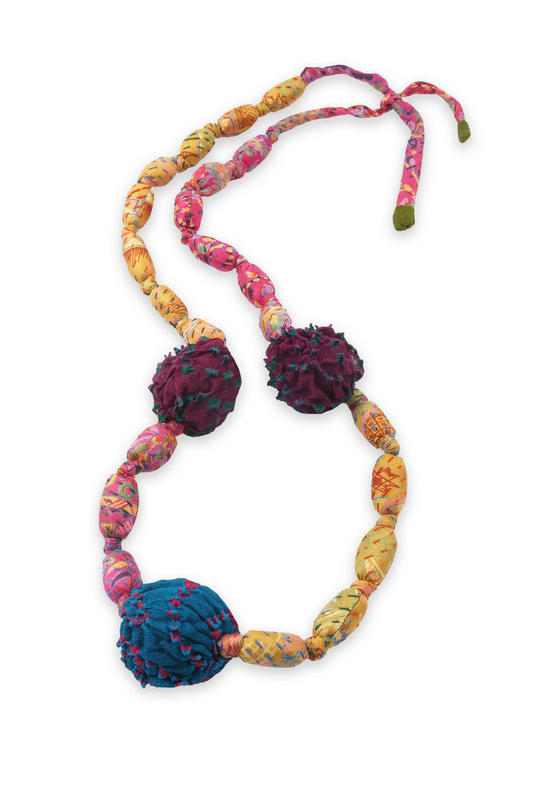 VINTAGE SILK KANTHA SEA URCHIN MEDIUM NECKLACE - sv2709-pik -