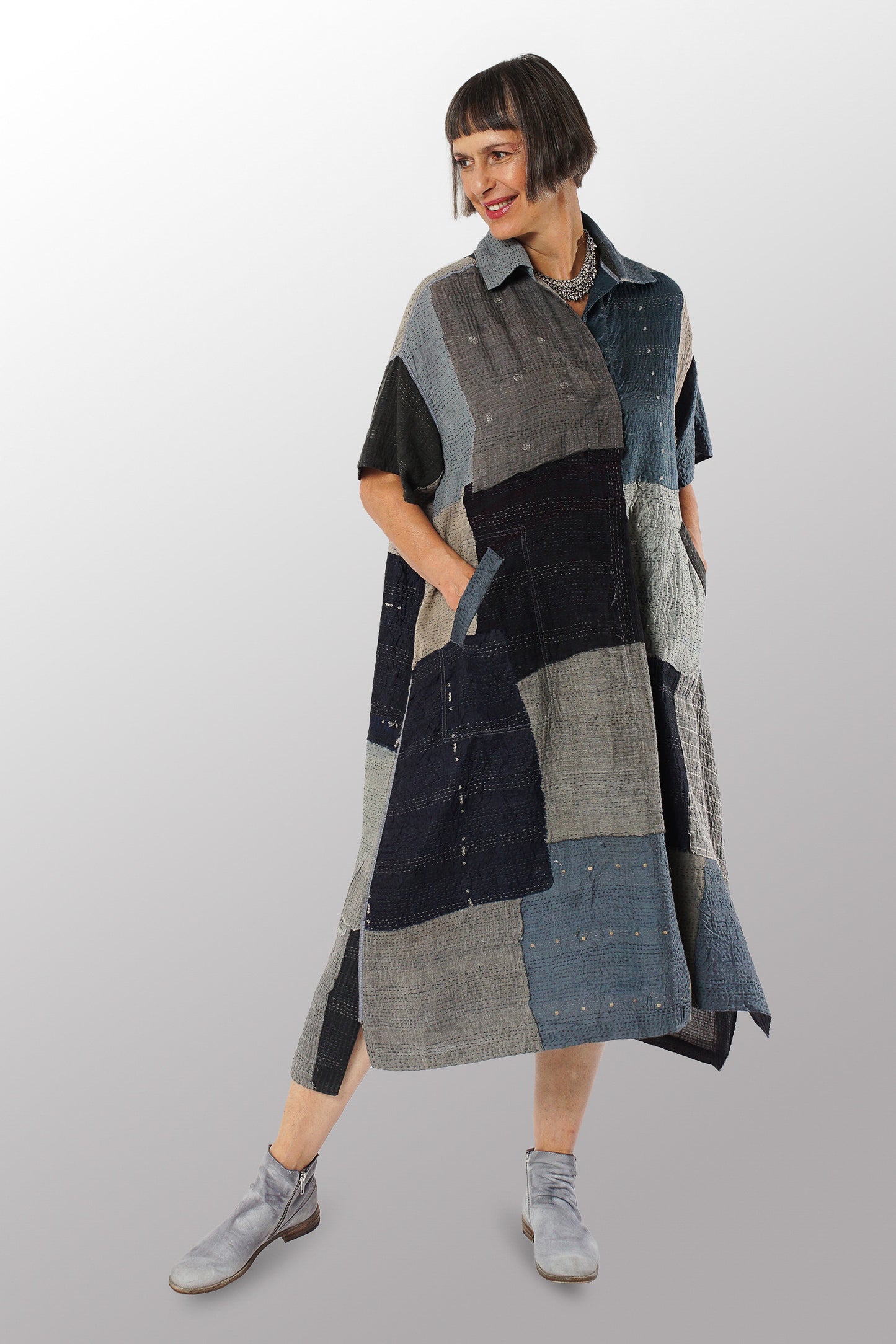 MOSAIC FRAY PATCH KANTHA WING COLLAR DRESS - zb2454-gry -