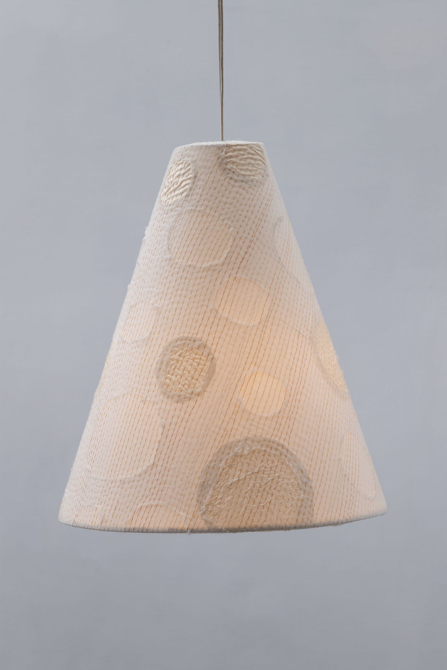 Cut through dot and holes Kantha Pendant Lamp - White