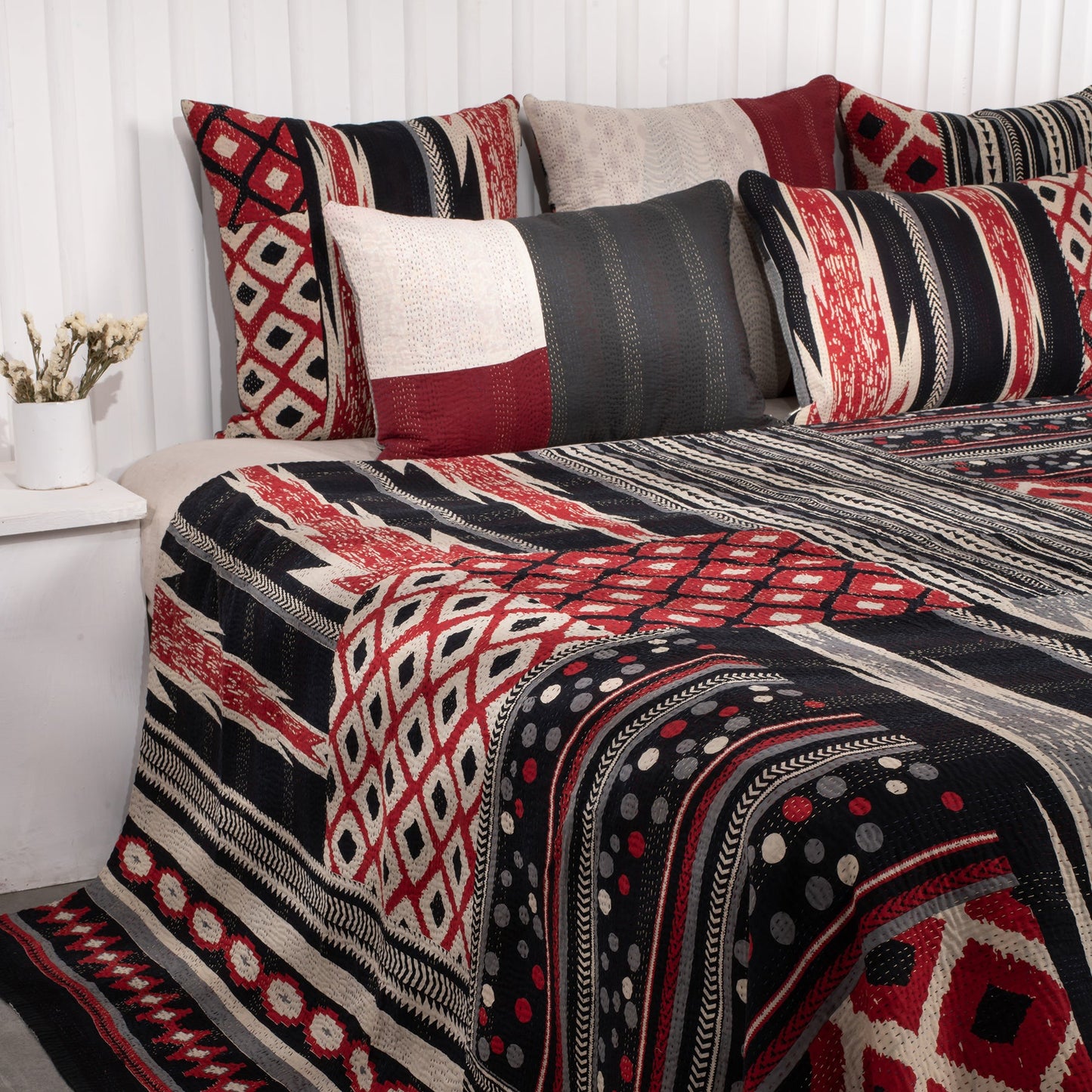 Monotone Ikat Handmade Vintage Kantha Bed Cover - Red