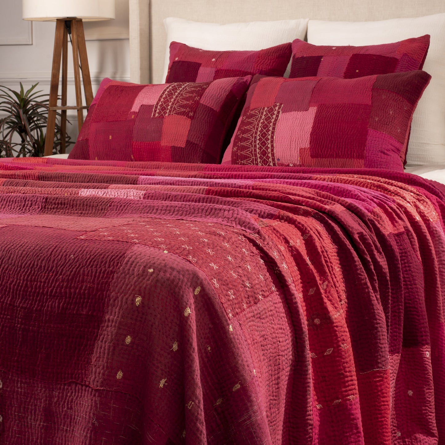 Landscape Handmade vintage Kantha Bed Cover - Red